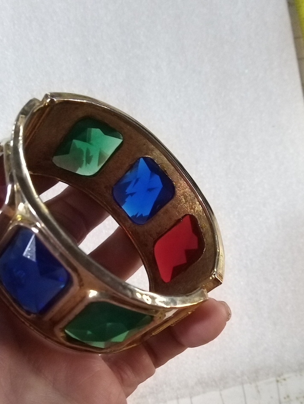 Vintage Gold Tone Hinged Bangle Bracelet #A520 - Picture 3 of 6